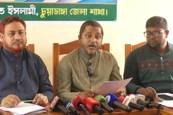 চুয়াডাঙ্গায় সারের ৪৫ ডিলারের মধ্যে ৪২ জনই দলীয় লোক, অভিযোগ দুই এমপির