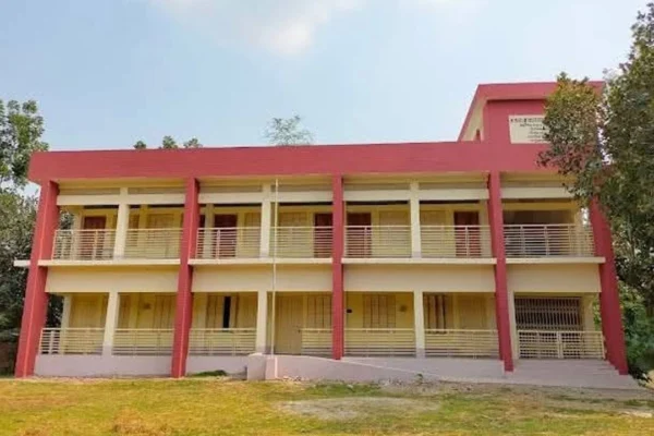 ১৬৪ সরকারি প্রাথমিক বিদ্যালয়ের ১১০টিতে নেই প্রধান শিক্ষক