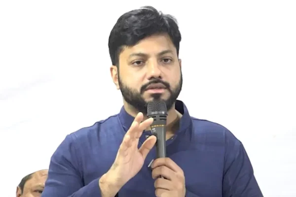 মন্ত্রিসভা থেকে ইশরাককে পদত্যাগের নির্দেশ প্রধানমন্ত্রীর