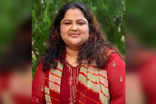 দলীয় পদ থেকে সরে দাঁড়াতে চান মহিলা দল নেত্রী, যা জানালেন আবেদনে