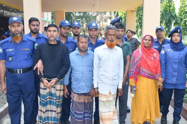 কানের দুল ও সম্পদের লোভে বোনকে হত্যা, ছোট ভাই-ভাবিসহ গ্রেপ্তার ৫